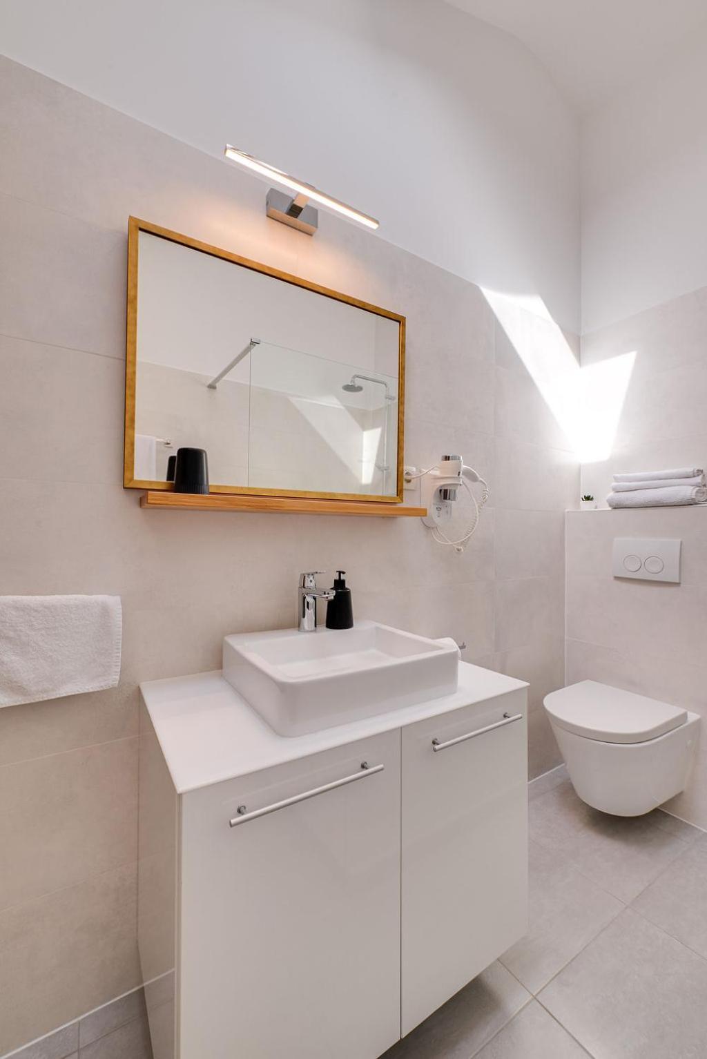 Bed & Breakfast Dosen III Baska  Exterior photo