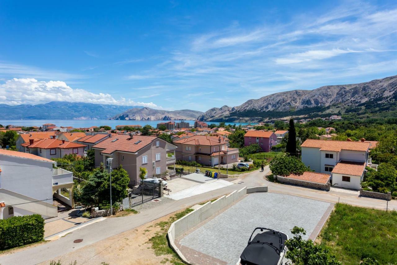 Bed & Breakfast Dosen III Baska  Exterior photo
